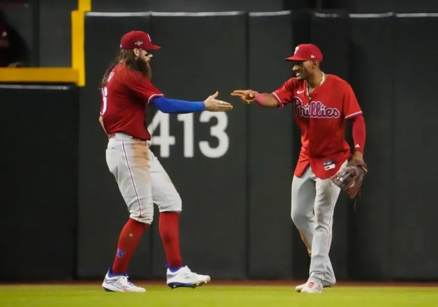 Philadelphia Phillies host the Arizona Diamondbacks