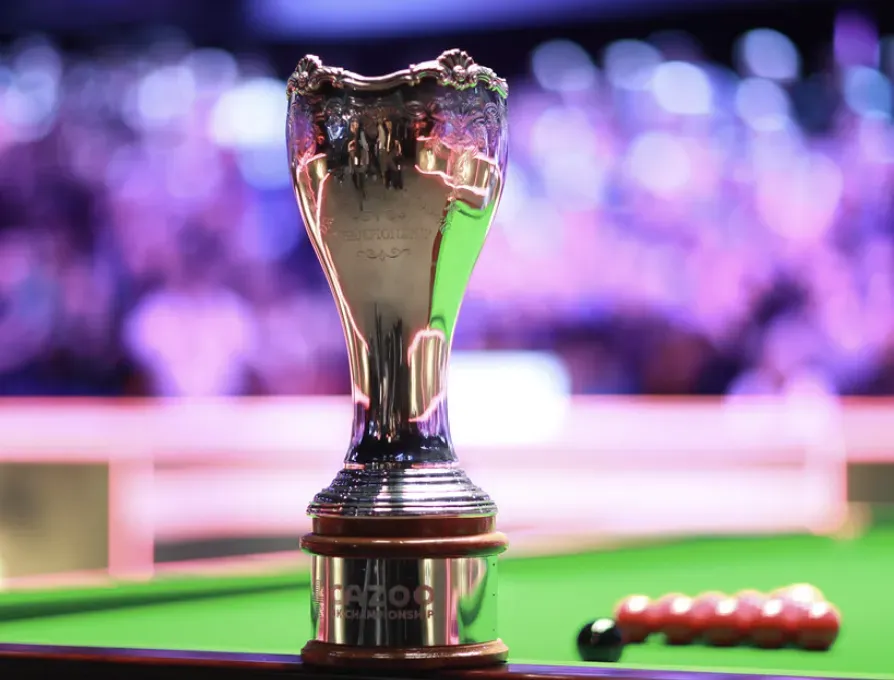 Snooker UK Cup - Trophy photo with vibrant background.