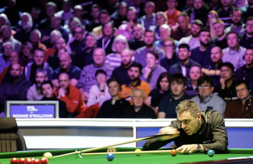 Snooker UK - Event photo with player in action.